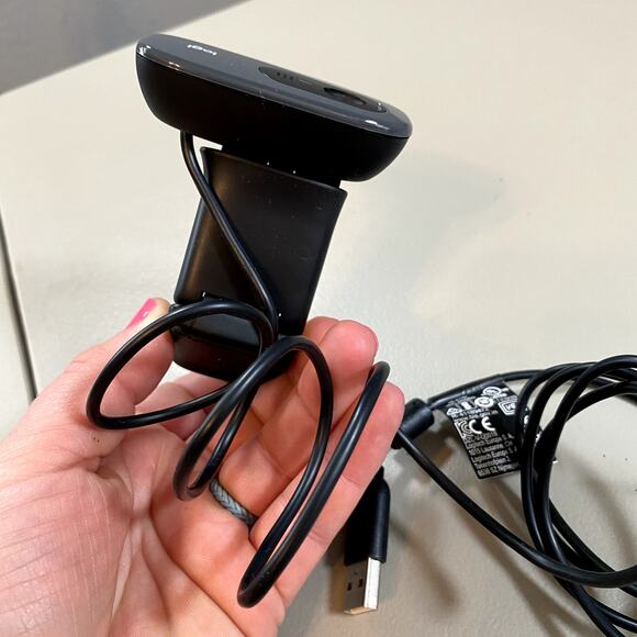 Logitech HD Webcam 720p logi V-U0018 Built In Microphone USB Computer Camera - Picture 5 of 8